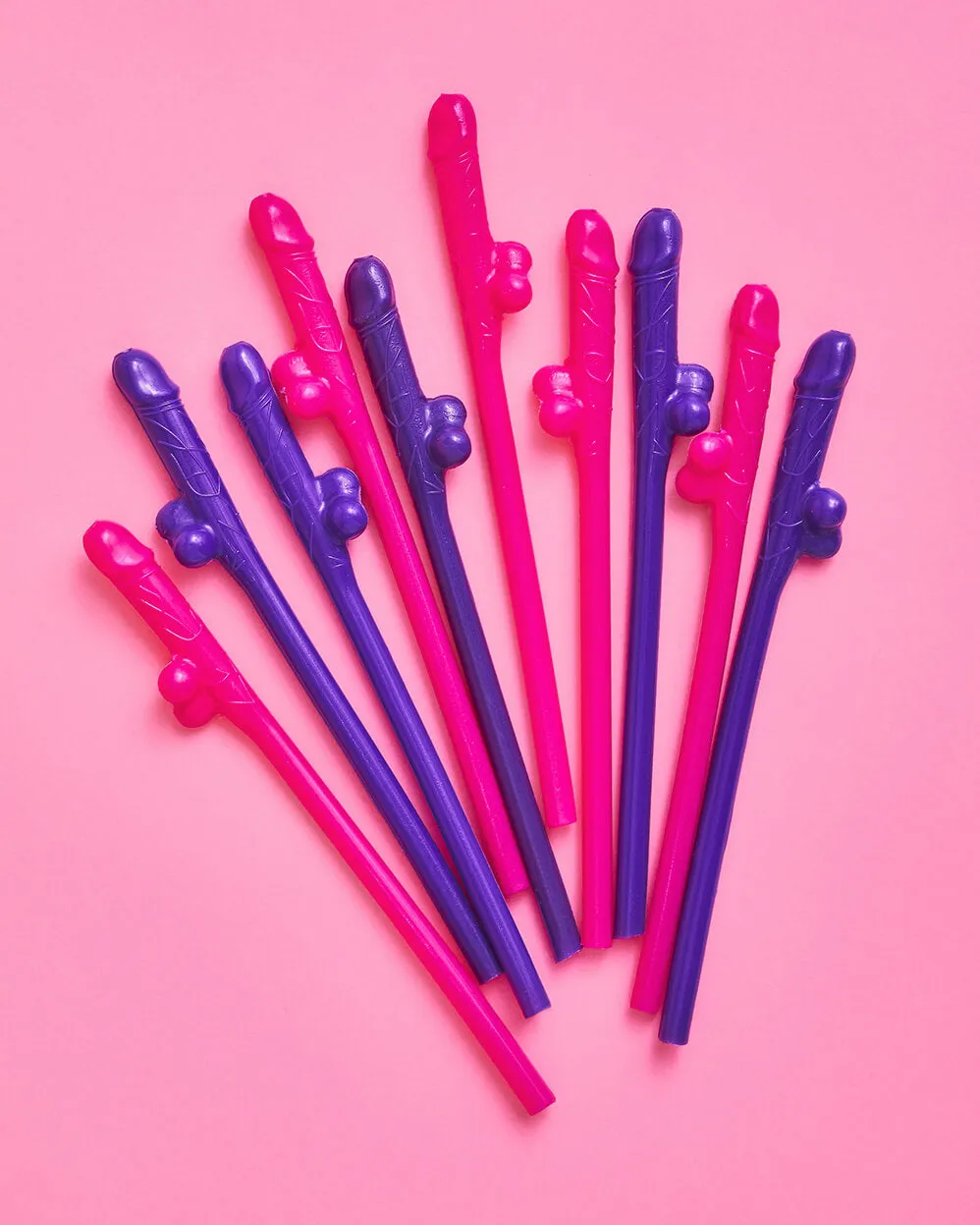Guess Who 2.0 Pack - sippers   straws