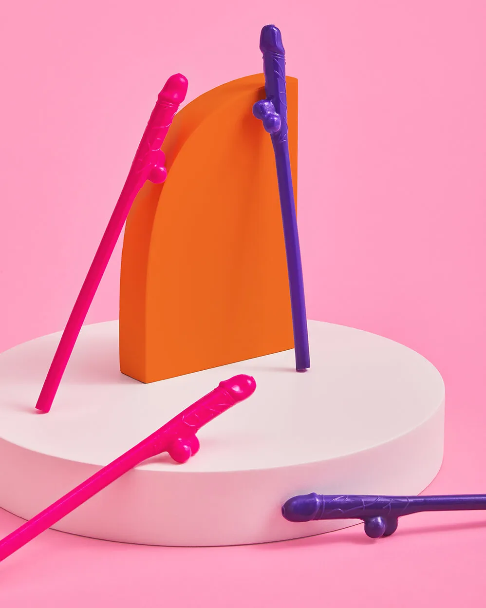 Guess Who 2.0 Pack - sippers   straws