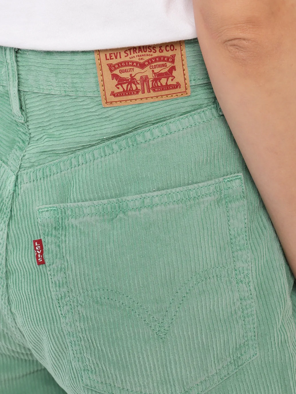 Women's Green Loose Fit High Rise Corduroy Jeans